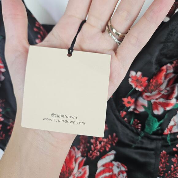 Super down Fiona Floral Mini Dress Black Red Floral Short Sexy Bodycon Small - Picture 11 of 16